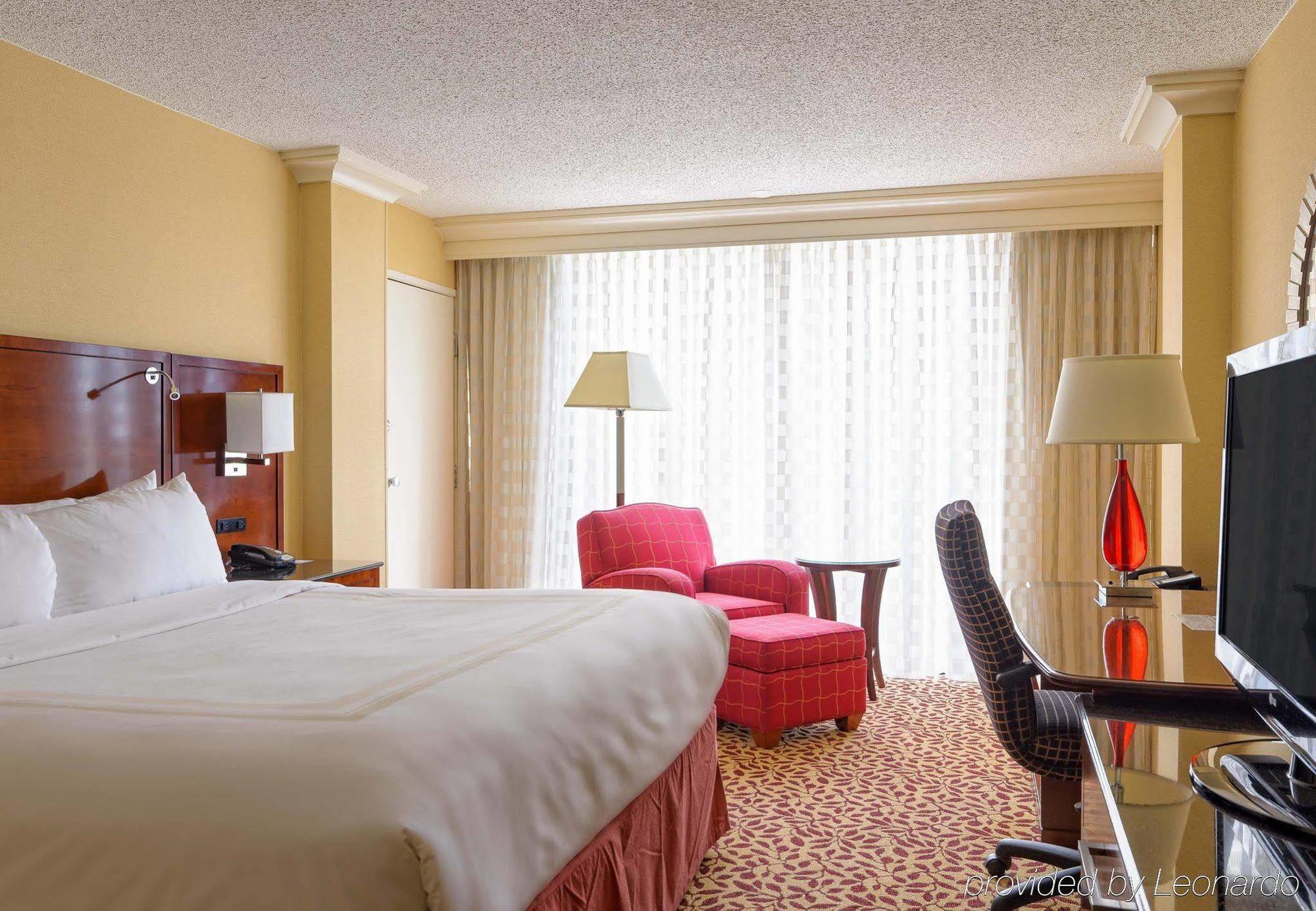 Marriott West Loop By The Galleria Hotel